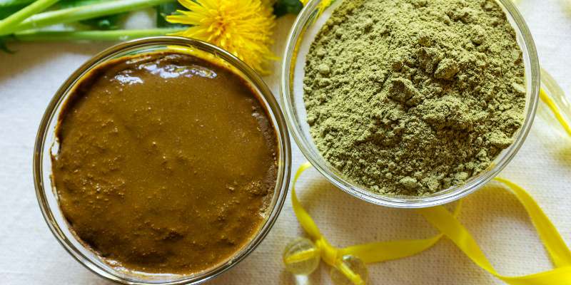 Henna powder